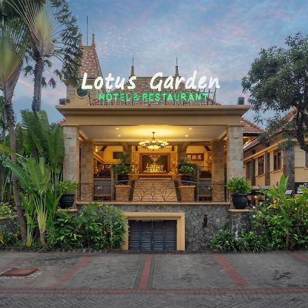 Lotus Garden Hotel By Waringin Hospitality Kediri  Εξωτερικό φωτογραφία